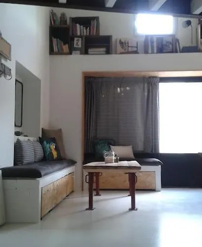 Apartment O P'tit Loft Du Port De Chat'sa